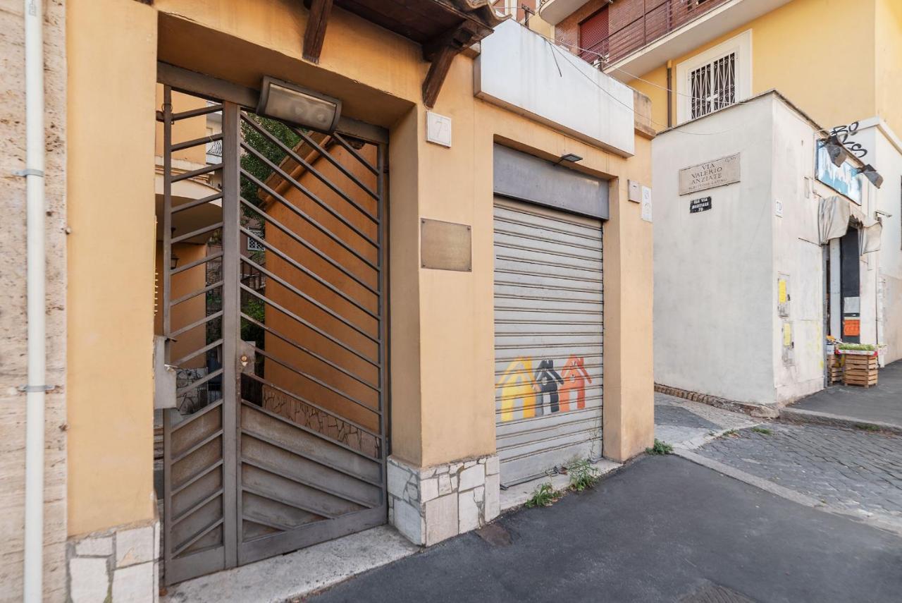 House & The City - Apartments In Roma Esterno foto